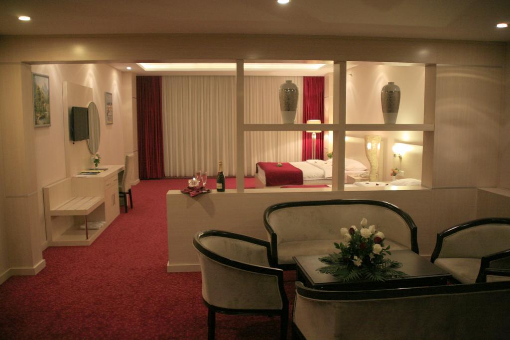 Van Royal Hotel Erbil Rum bild